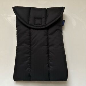 BAGGU Black Puffy Tablet Sleeve